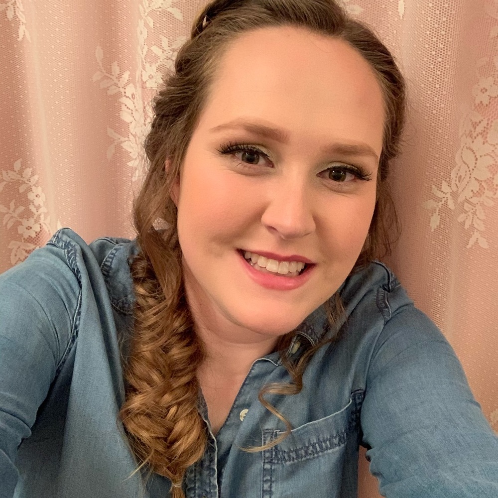 Meet your Posher, Rebecca